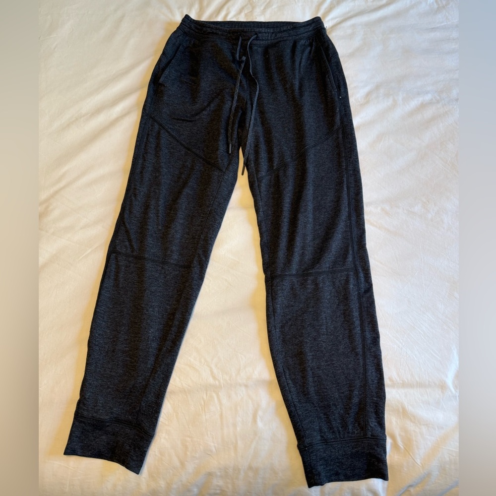 Small American Eagle Outfitters Charcoal Black Jogger Sweatpants